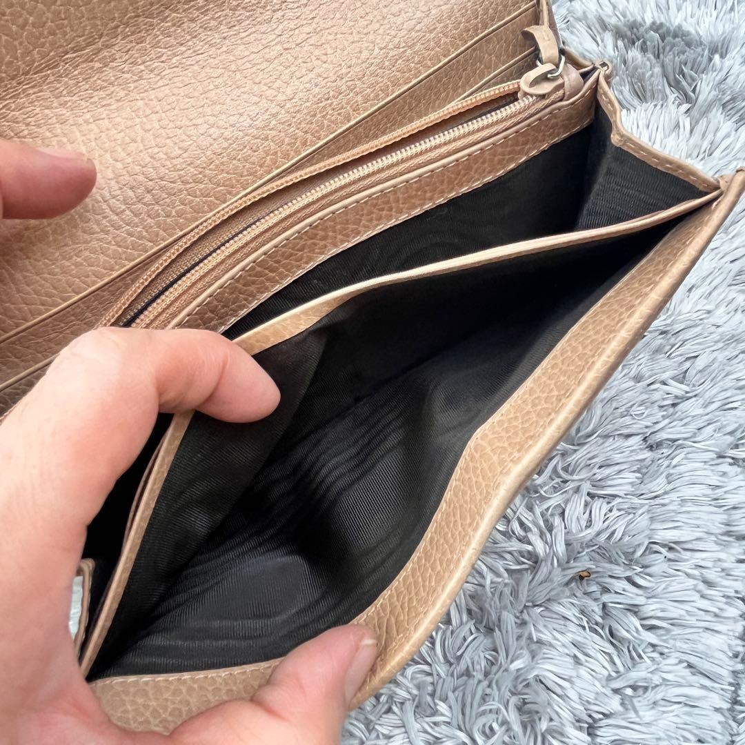 美品✨GUCCI インターロッキング　シボレザー　長財布　ベージュ　レディース