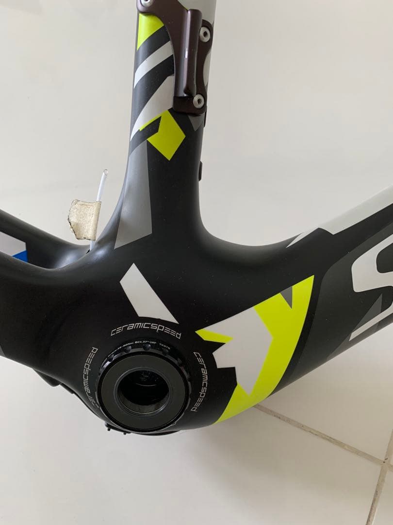 中華カーボンフレーム スペシャライズド venge風