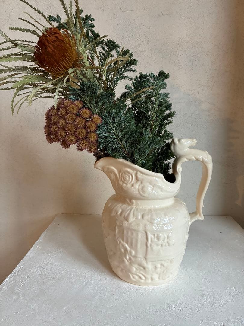 英国アーサーウッド社アンティーク水差し