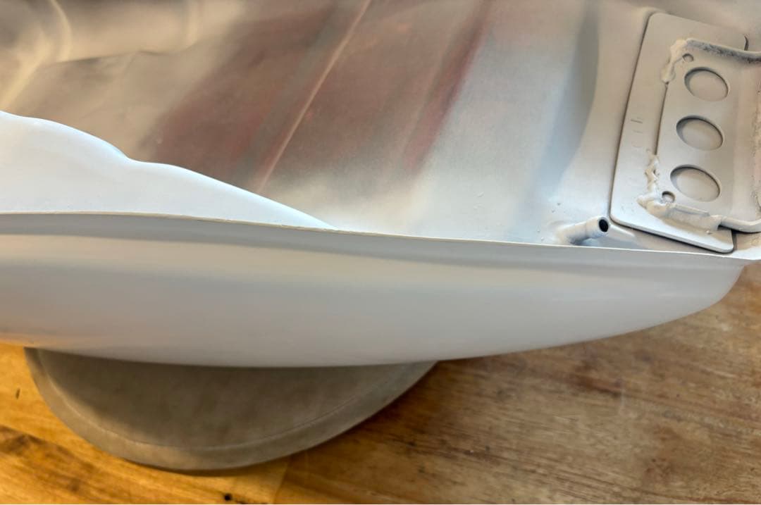 KAWASAKI ゼファー400 純正タンク　レストア品　仕上げ用