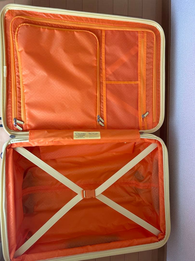 イエローダイヤモンドパターンキャリーケース