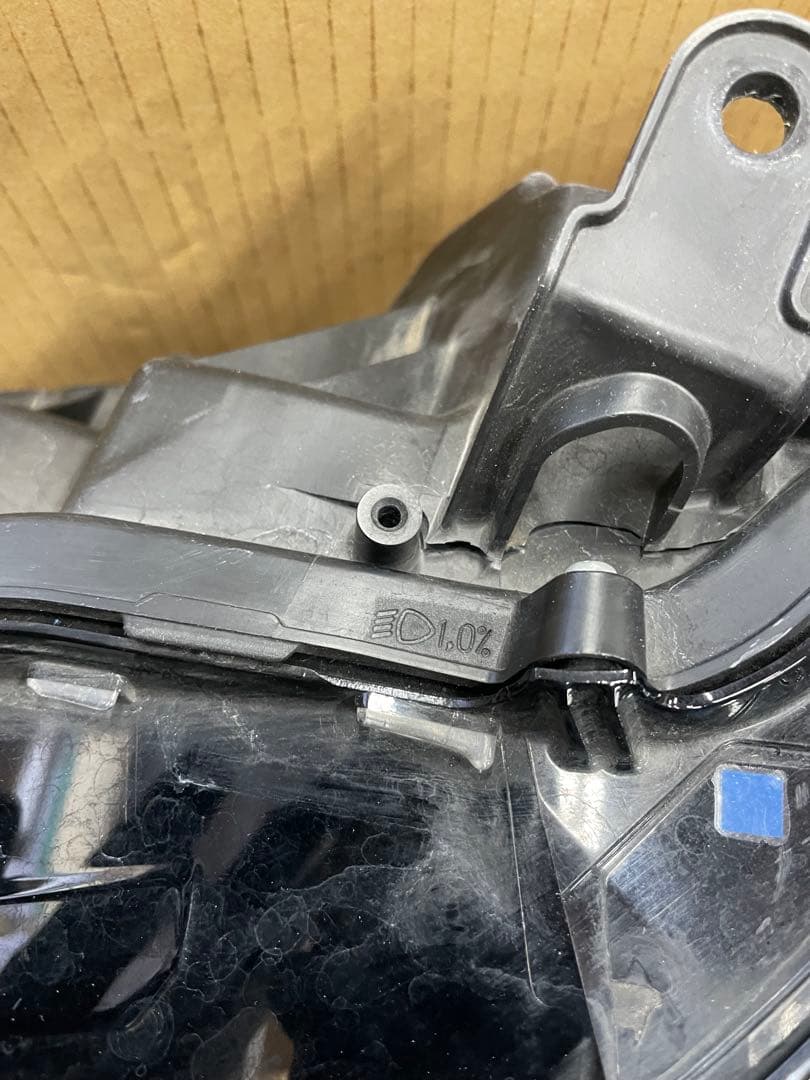 RC 左ヘッドライト