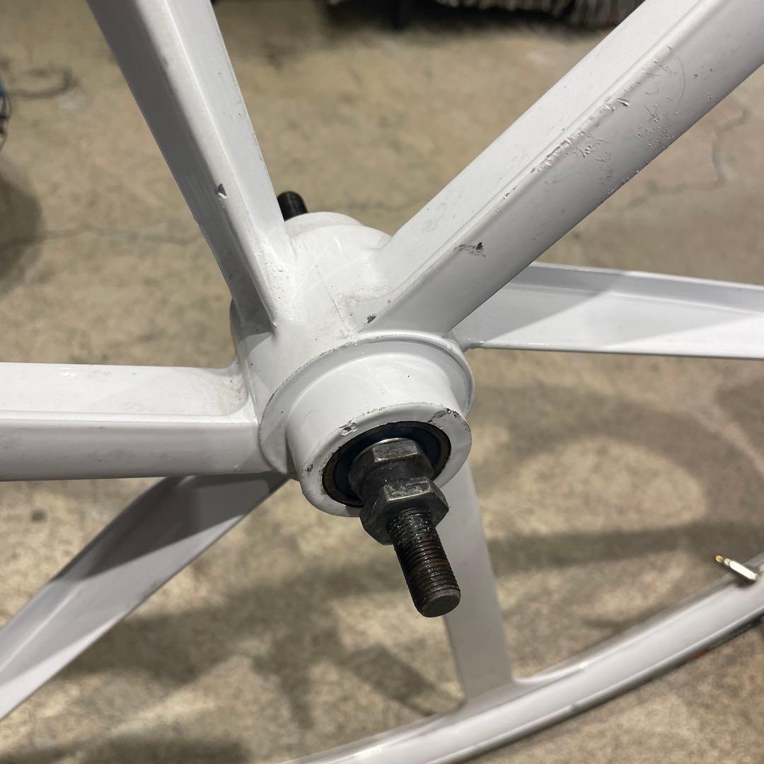 ピスト　フロントホイール　700c