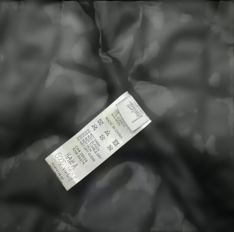 ブラック スタジャン