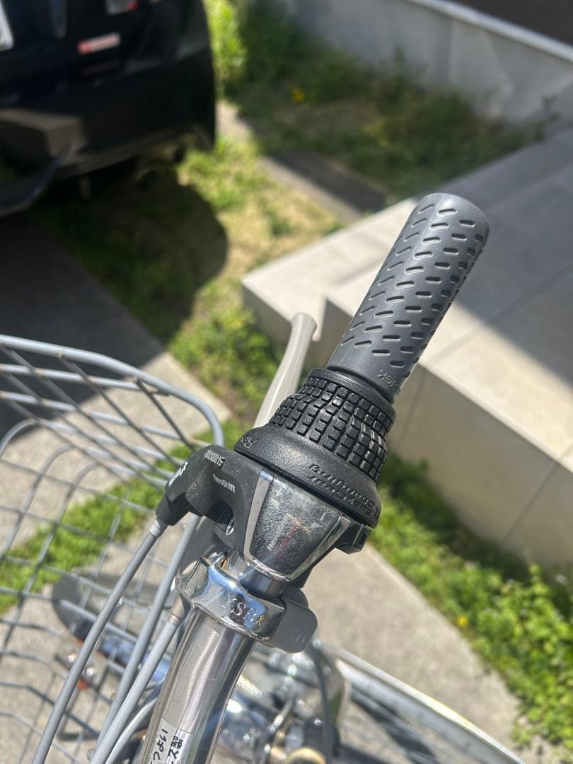 カゴ付き6段変速自転車　シティサイクル　27インチ オートLEDライト　福岡