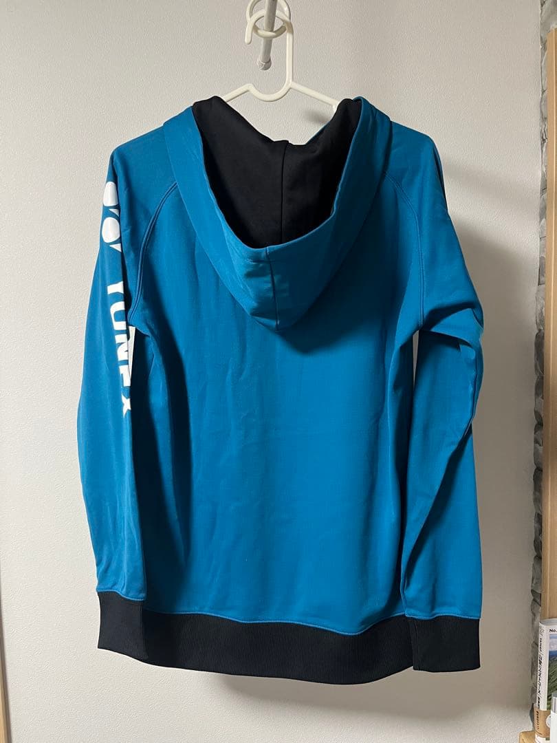 ヨネックス 、ミズノなどメンズテニスウェア等一式