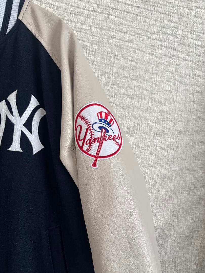 ニューヨークヤンキース　スタジャン　Mサイズ