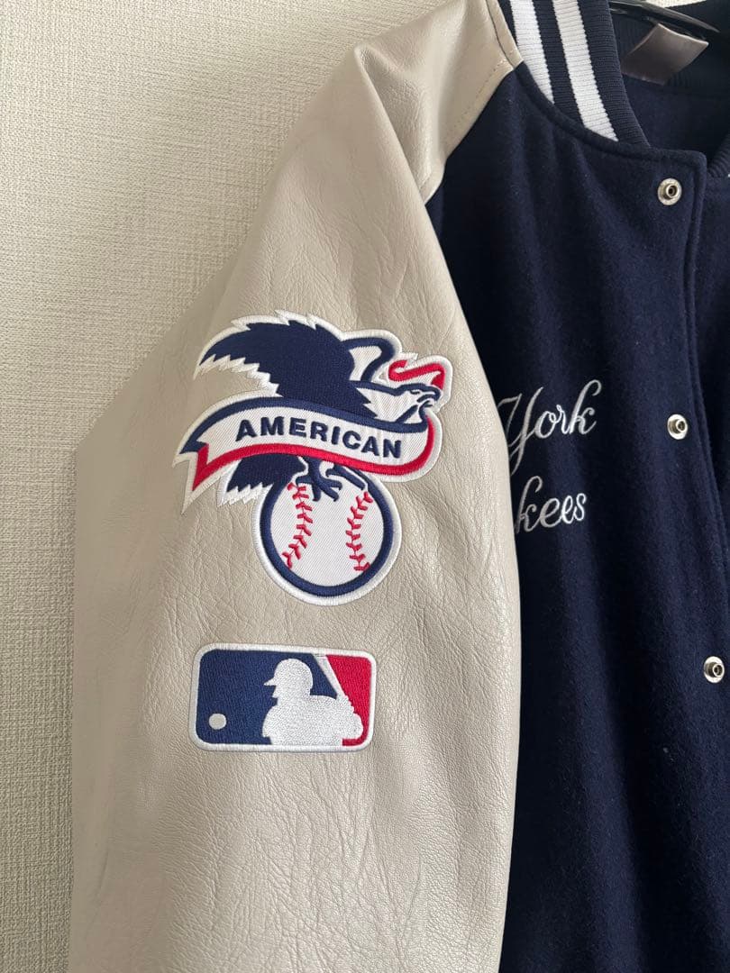 ニューヨークヤンキース　スタジャン　Mサイズ