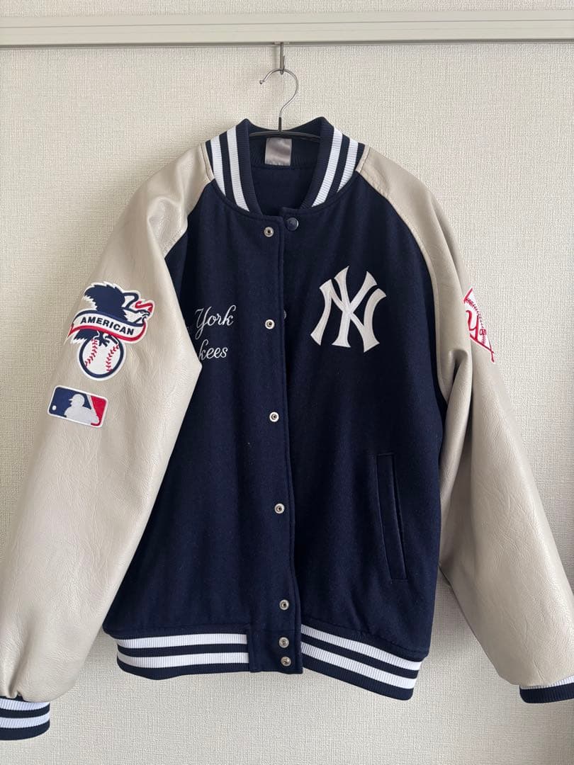 ニューヨークヤンキース　スタジャン　Mサイズ