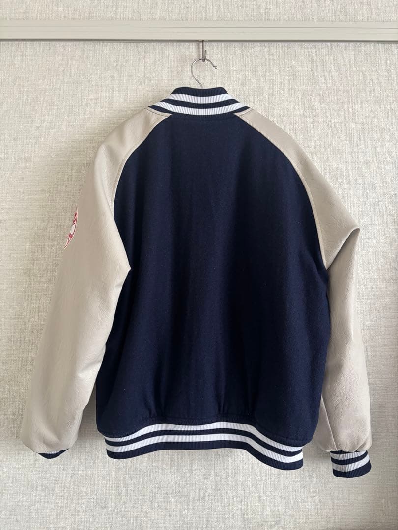 ニューヨークヤンキース　スタジャン　Mサイズ