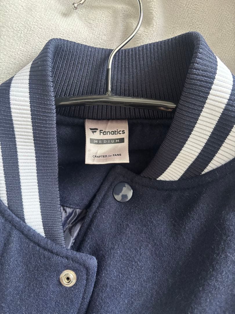 ニューヨークヤンキース　スタジャン　Mサイズ