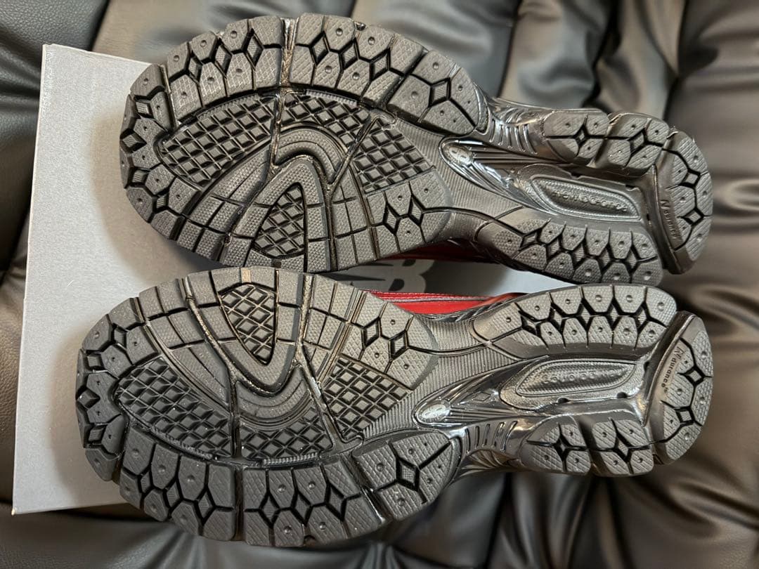 New Balance 1906Lレッド ローファー