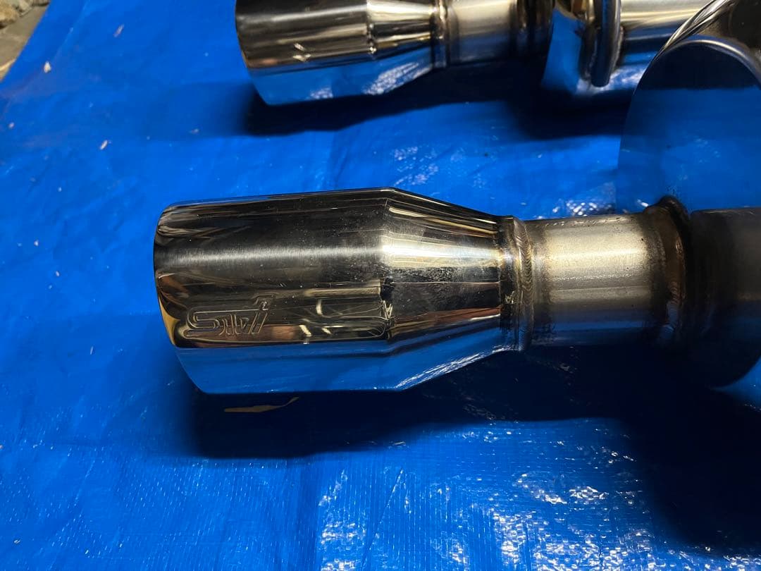 STIパフォーマンスマフラー2個セットVN5レヴォーグ用（1.8L）用