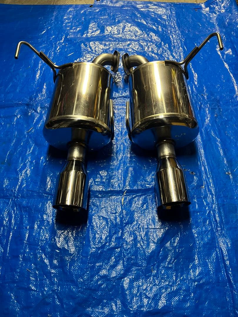 STIパフォーマンスマフラー2個セットVN5レヴォーグ用（1.8L）用