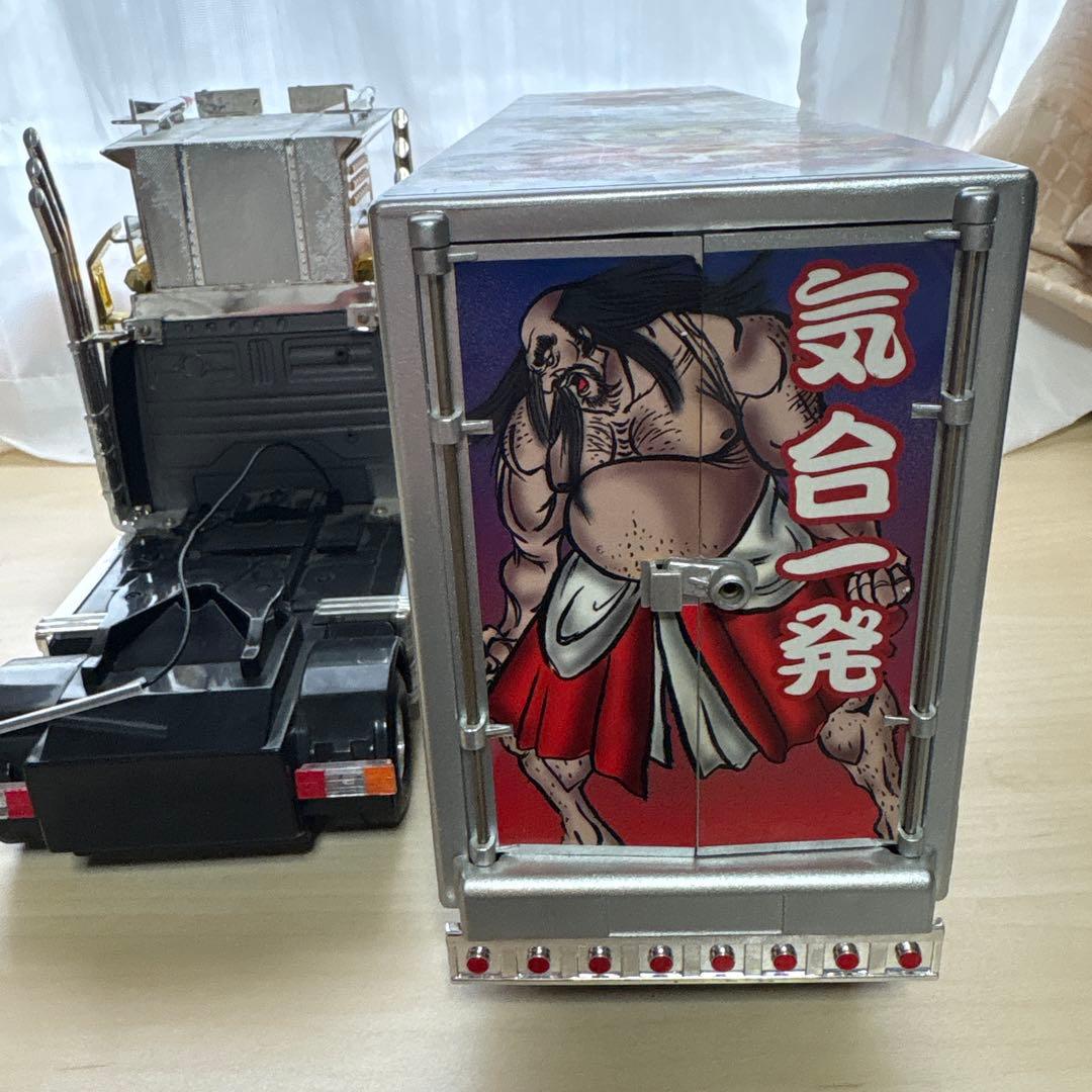 トイコー　光るデコトラトレーラーラジコン海龍王