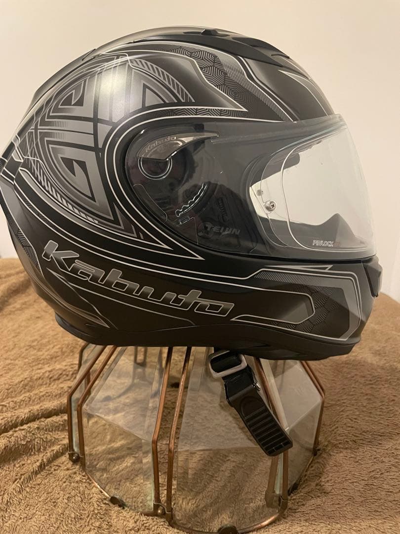 金*郎様 美品　値下げ可　Mサイズ　Kabuto フルフェイスヘルメット カムイ