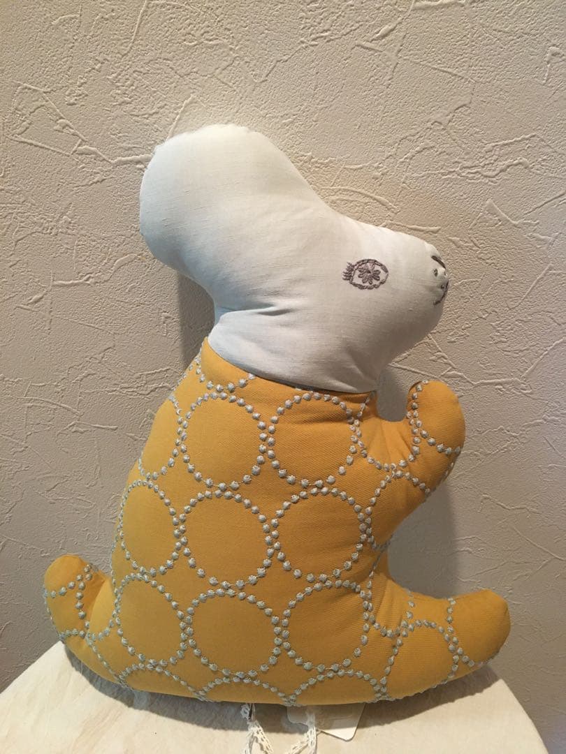 ミナペルホネンtambourine こうさぎクッション　新品未使用