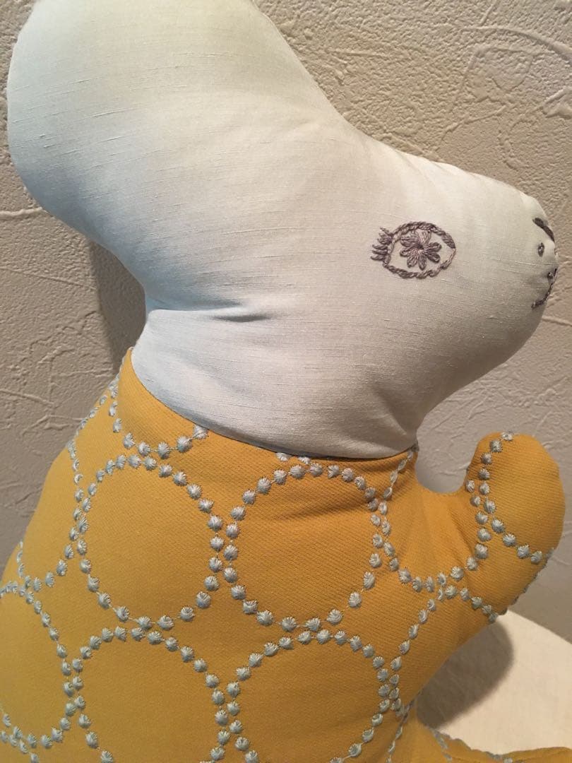 ミナペルホネンtambourine こうさぎクッション　新品未使用