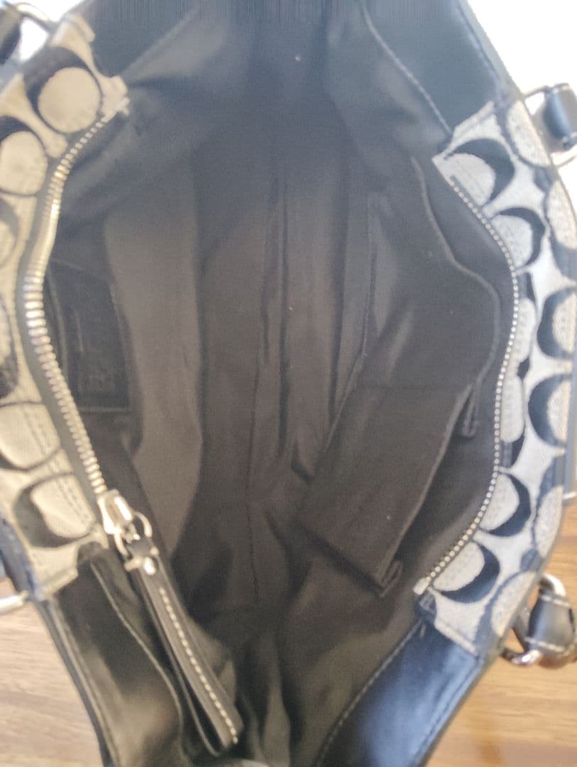 COACH　コーチ　ハンプトンズ　シグネチャー　トートバッグ　ハンドバッグ