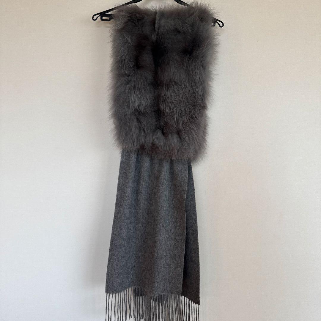 ブルーフォックスファー付きカシミヤ混ウールショール