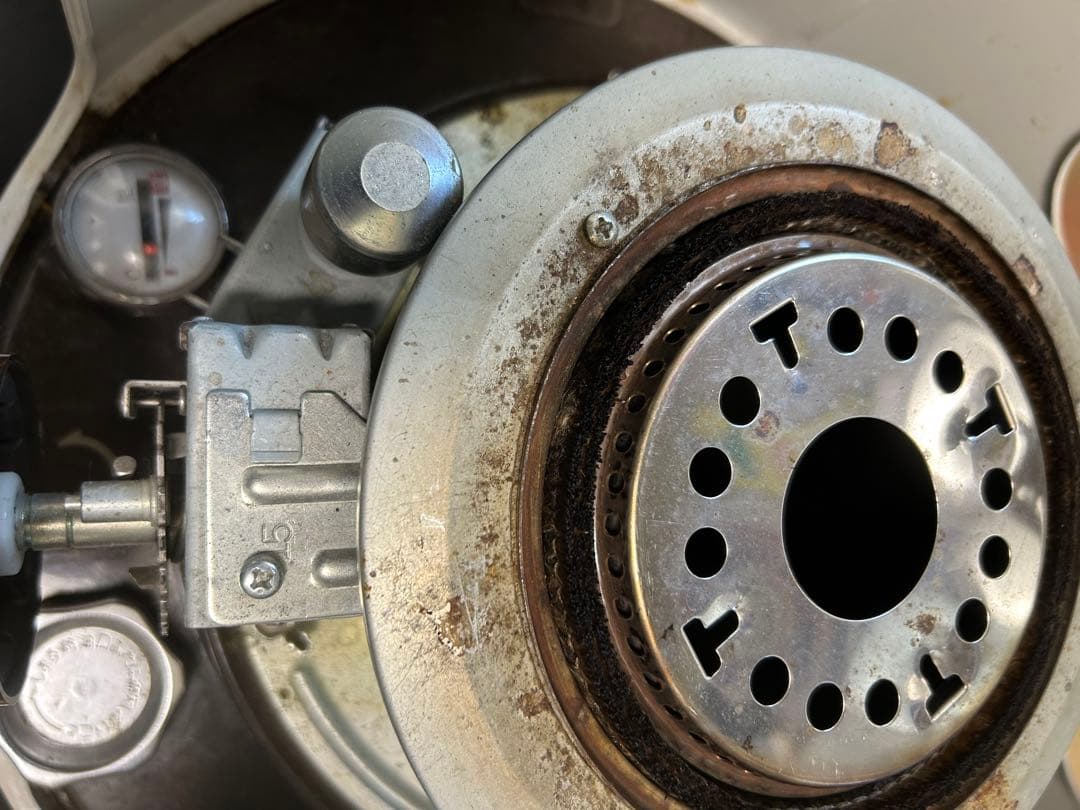 値下げ！トヨトミ煮炊きストーブK-3Fおまけ芯付き