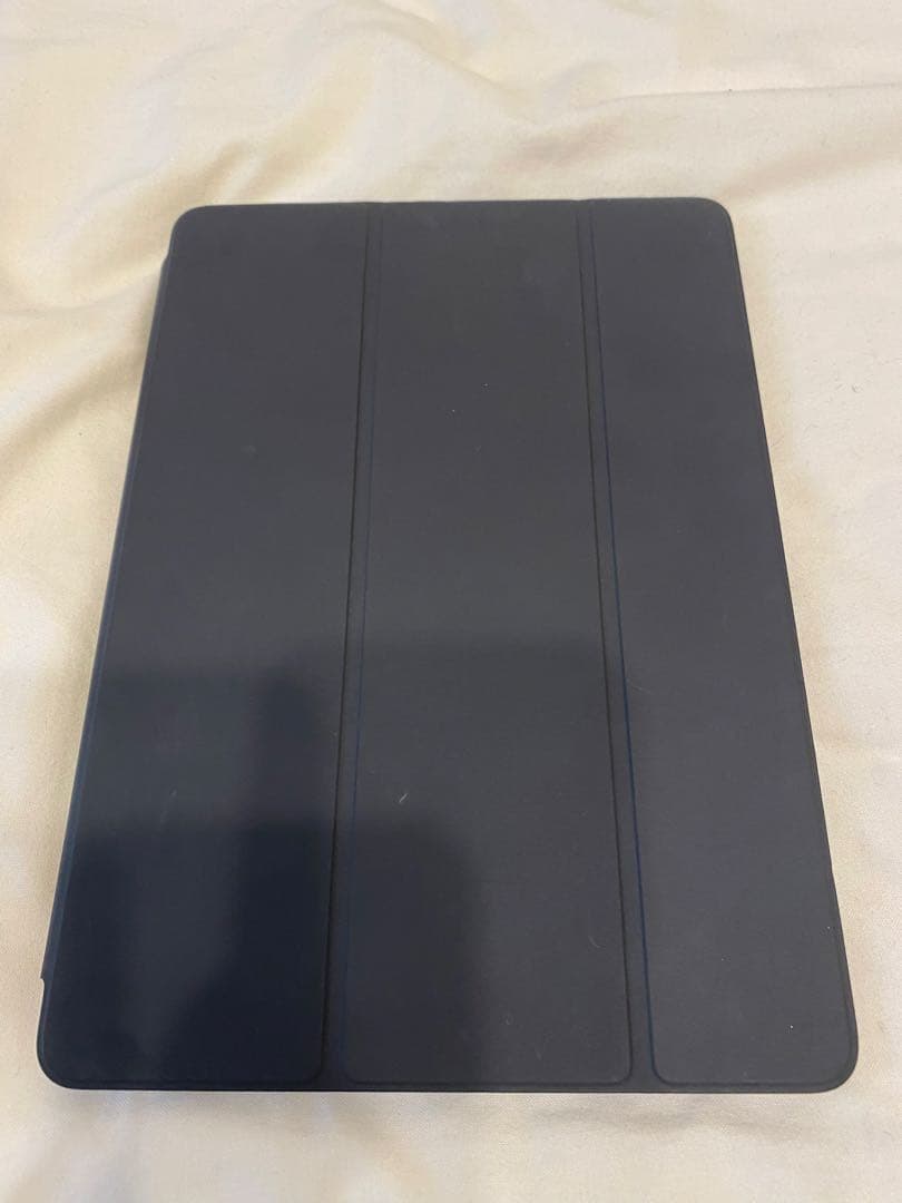 【美品】iPad 第5世代 カバー付き 32GB Wi-Fiモデル