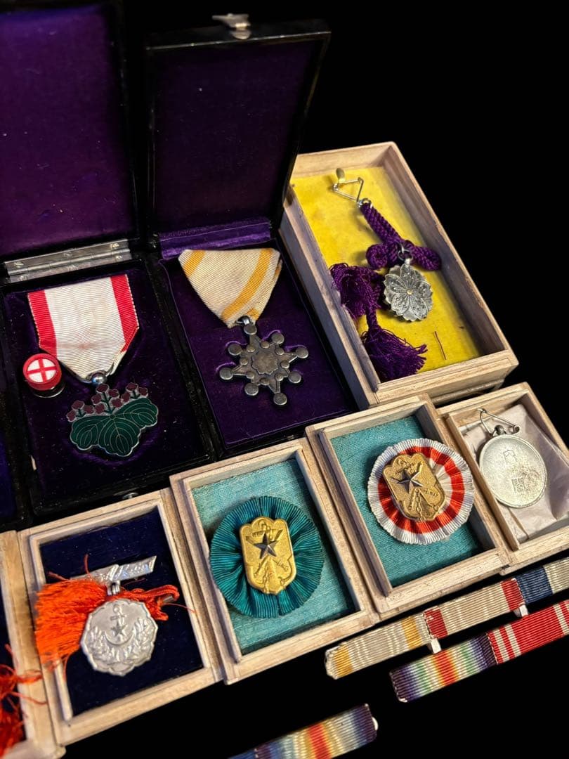 衛*門様 勲章 まとめ 大量 支那事変従軍記 日本軍 大日本帝国 バッジ