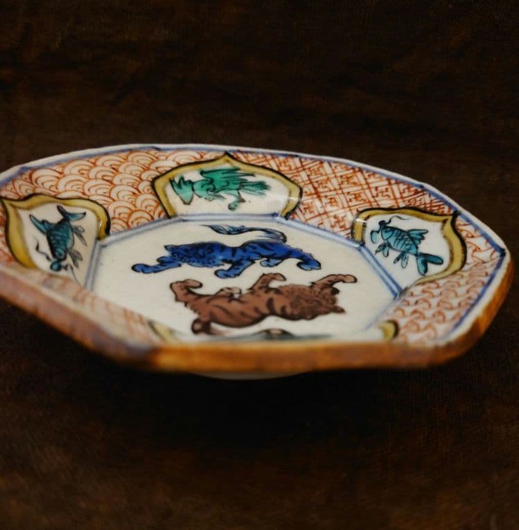 松浦コータロー 八角形の虎と魚の手描き皿