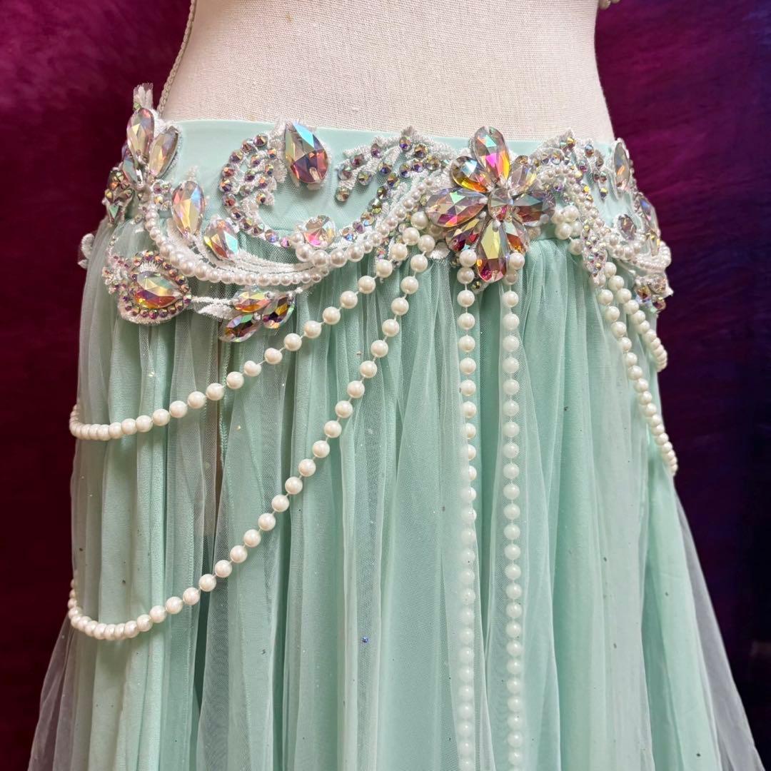 【新品】ベリーダンス衣装B ミントグリーン キラキラ パール オリエンタル M