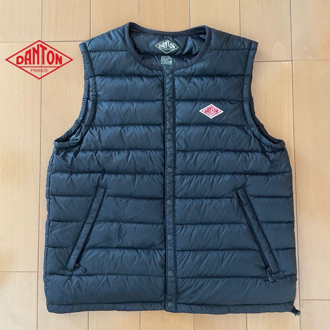 黒猫大好き❤ ブラックダウン＆ベージュベスト