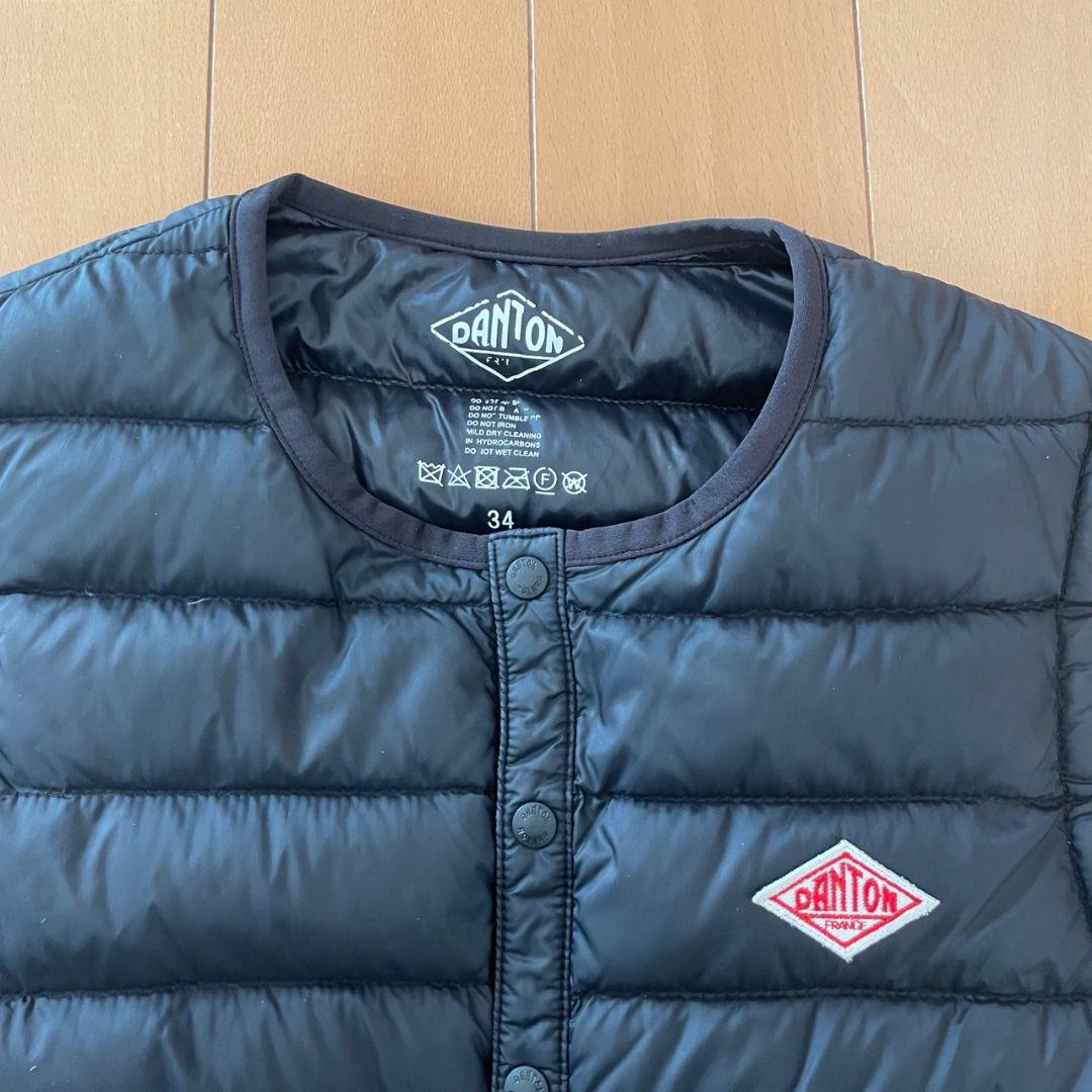 黒猫大好き❤ ブラックダウン＆ベージュベスト