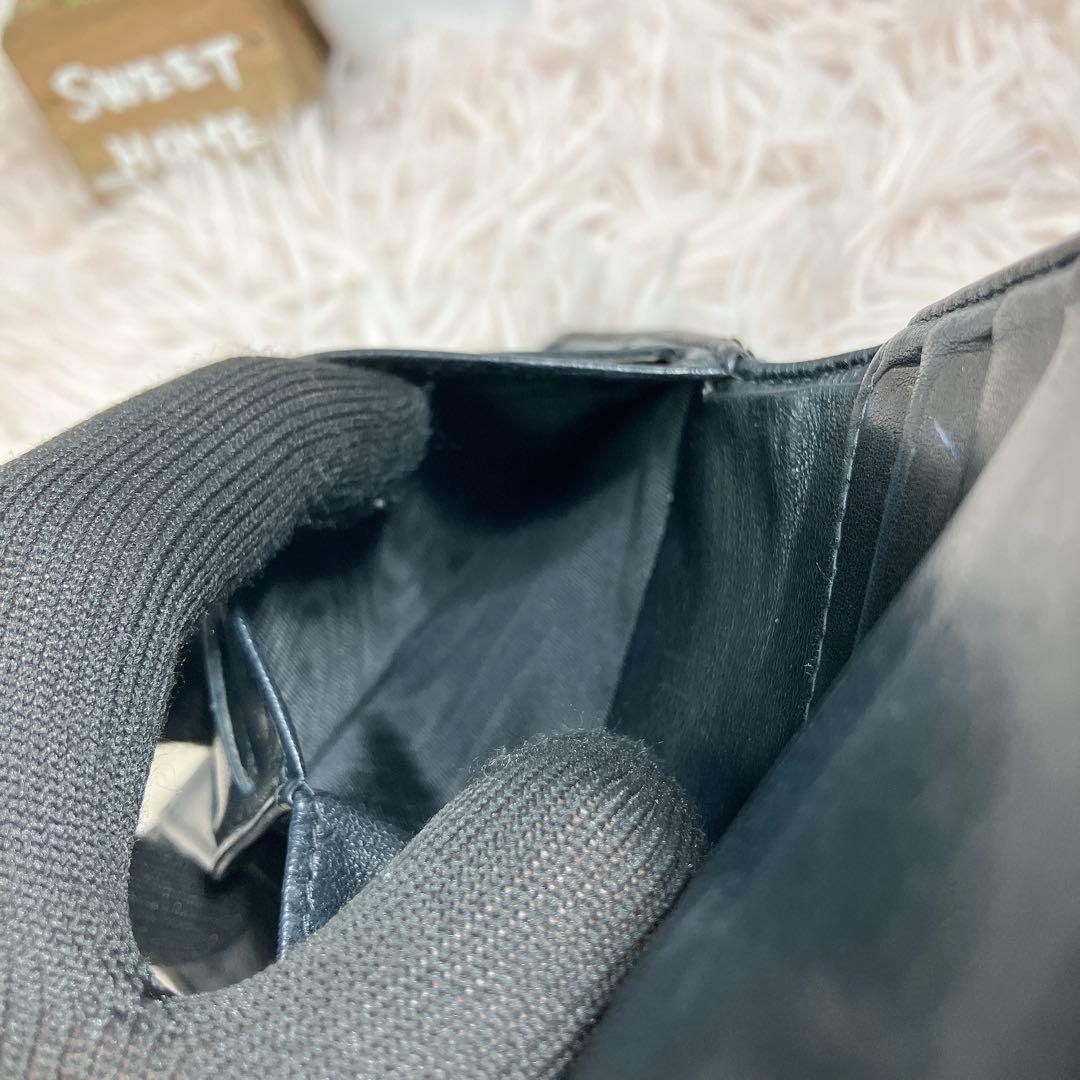 美品 CHANEL 二つ折り財布 ココマーク キャビアスキン レザー Wホック