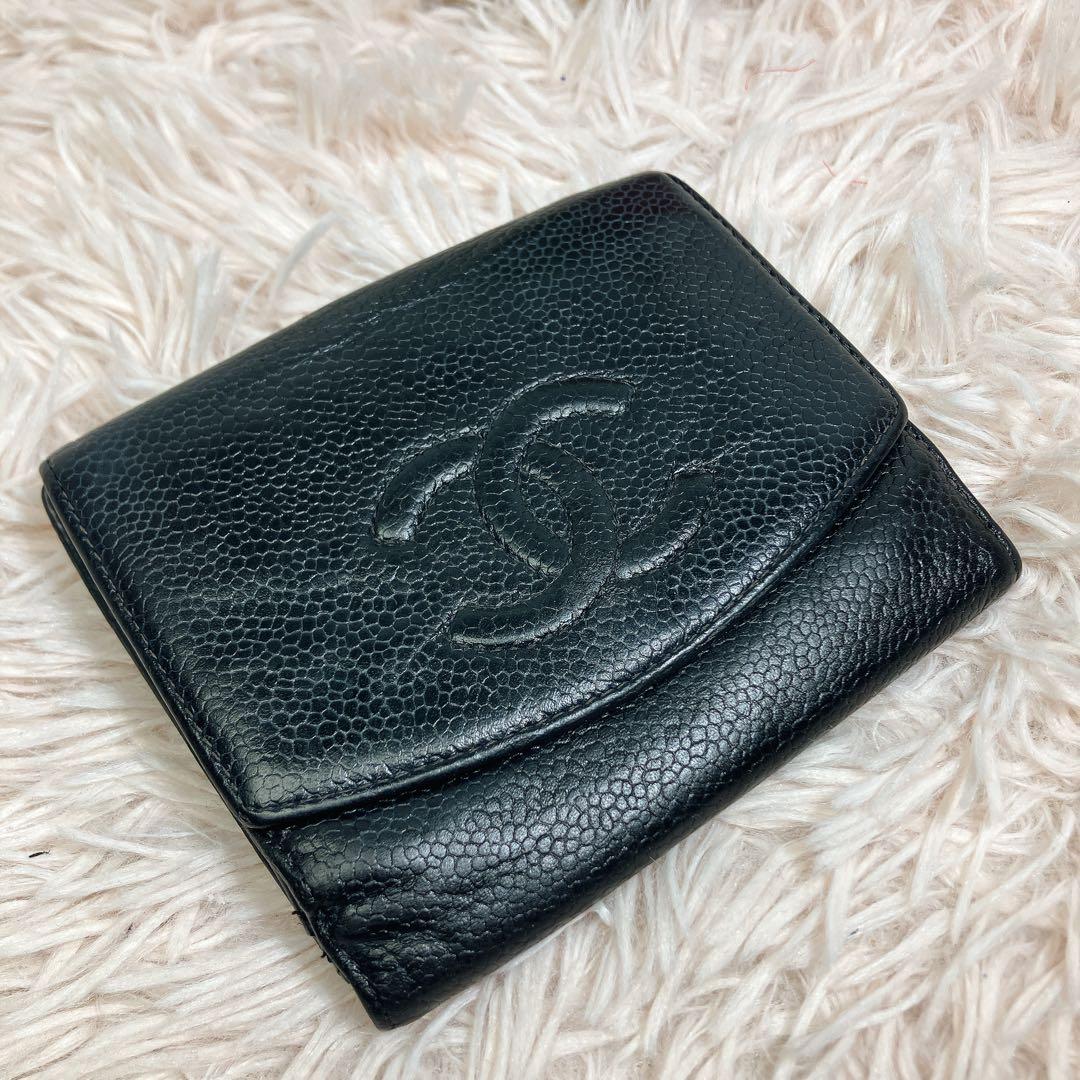 美品 CHANEL 二つ折り財布 ココマーク キャビアスキン レザー Wホック