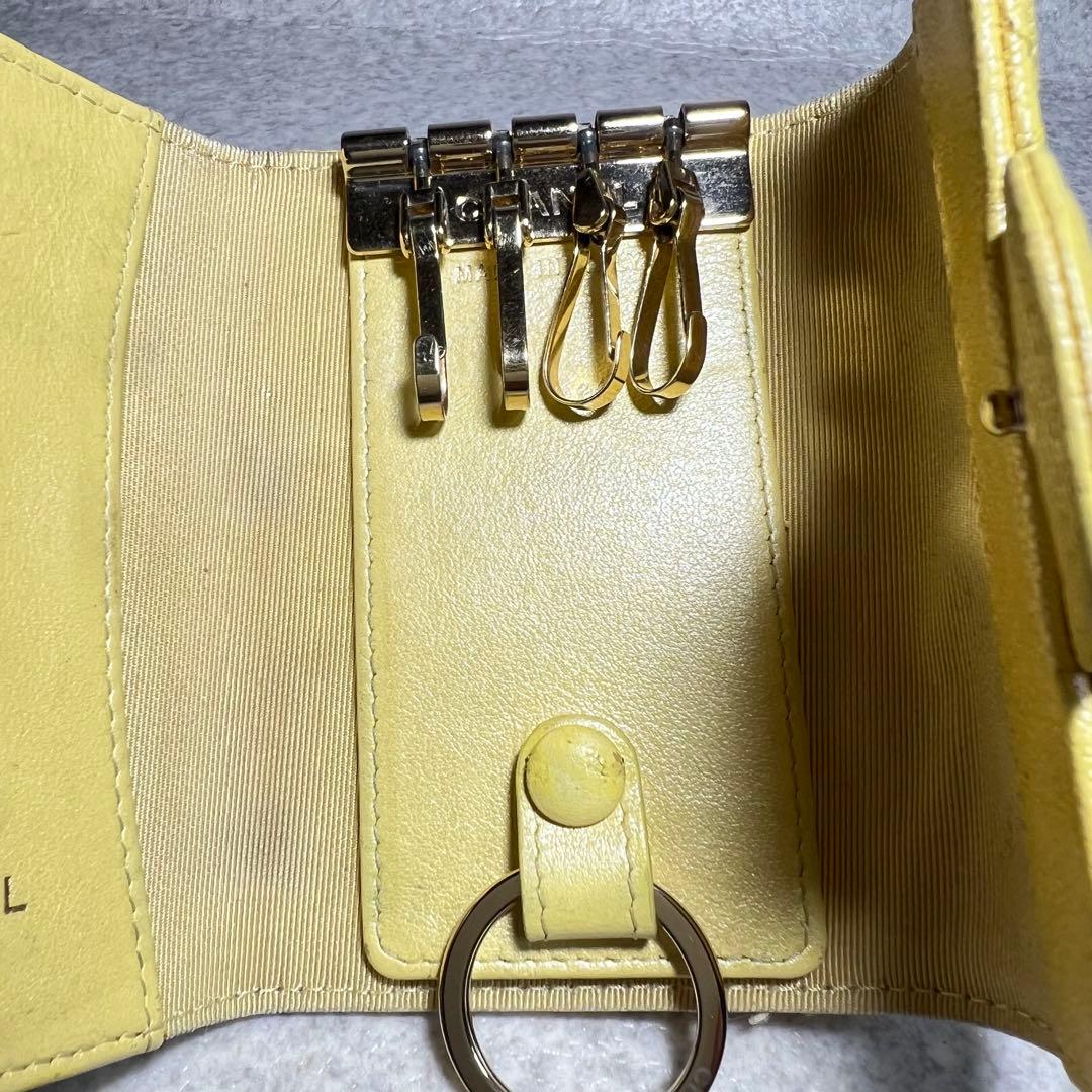 CHANEL イエロー キーケース マトラッセ4連&リング付