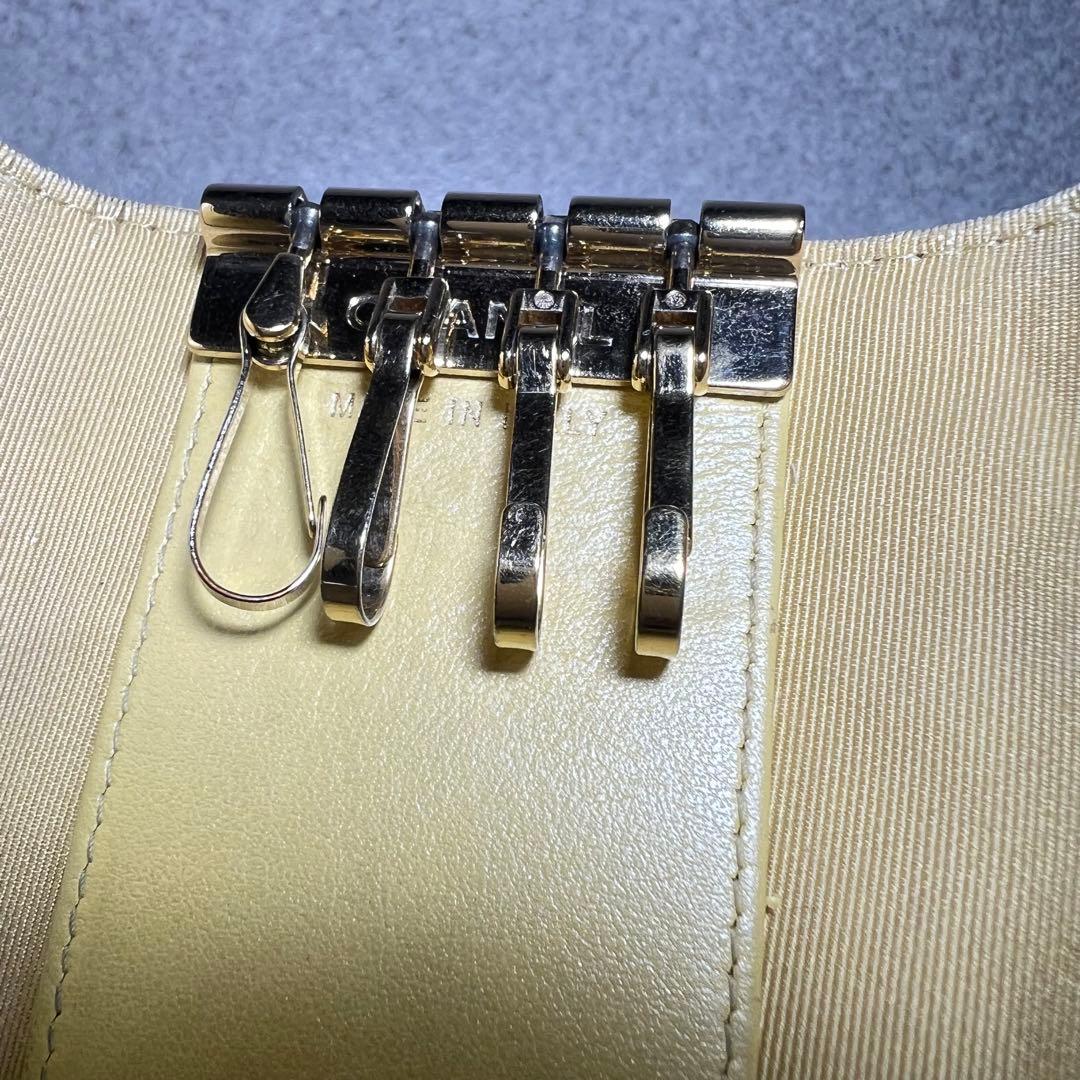 CHANEL イエロー キーケース マトラッセ4連&リング付