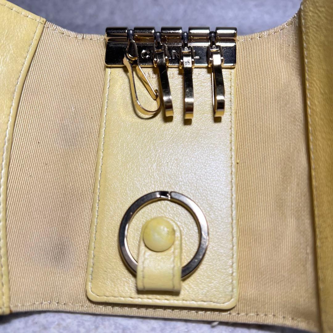 CHANEL イエロー キーケース マトラッセ4連&リング付