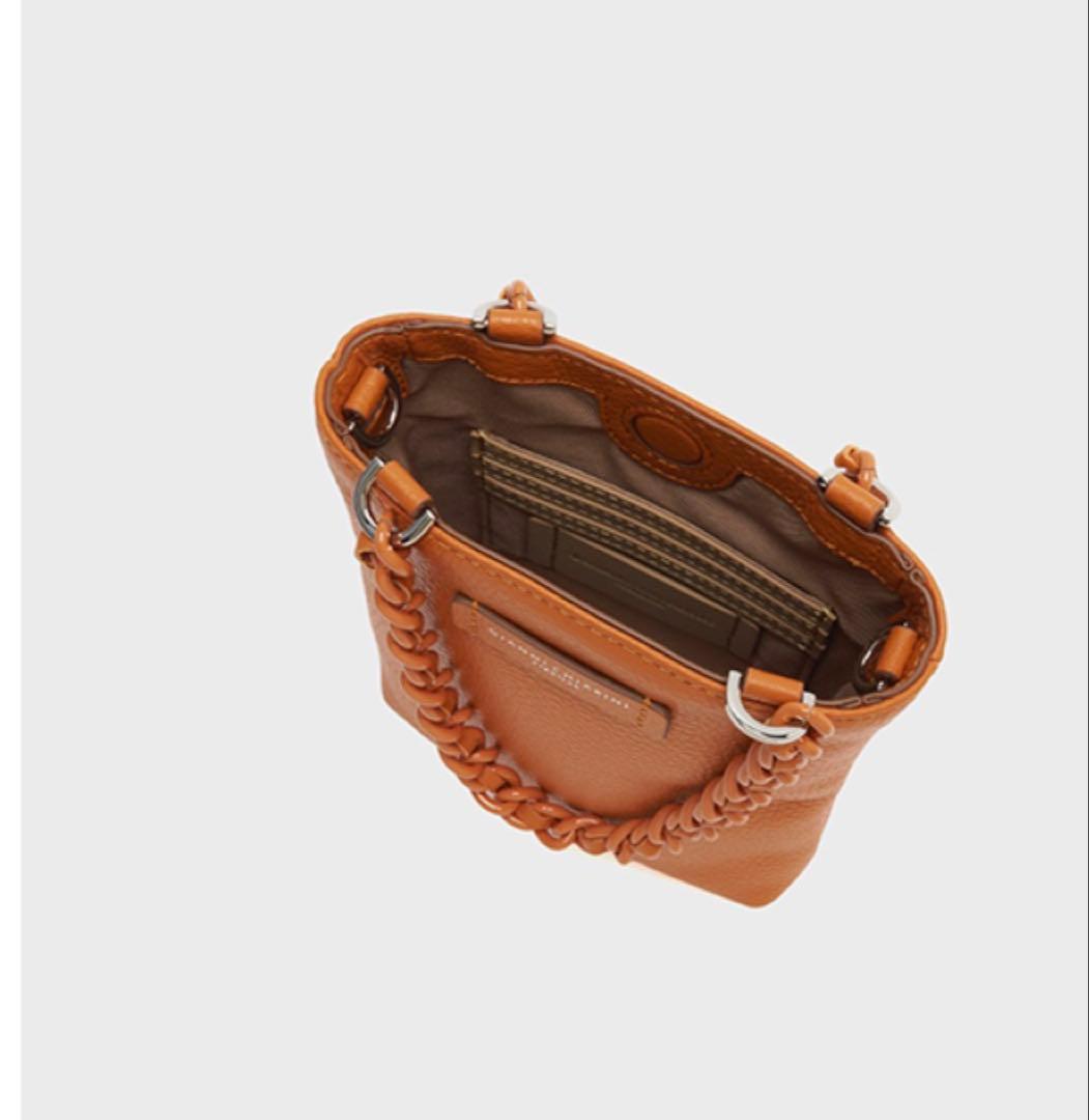 ジャンニキャリーニ　ショルダーバッグ