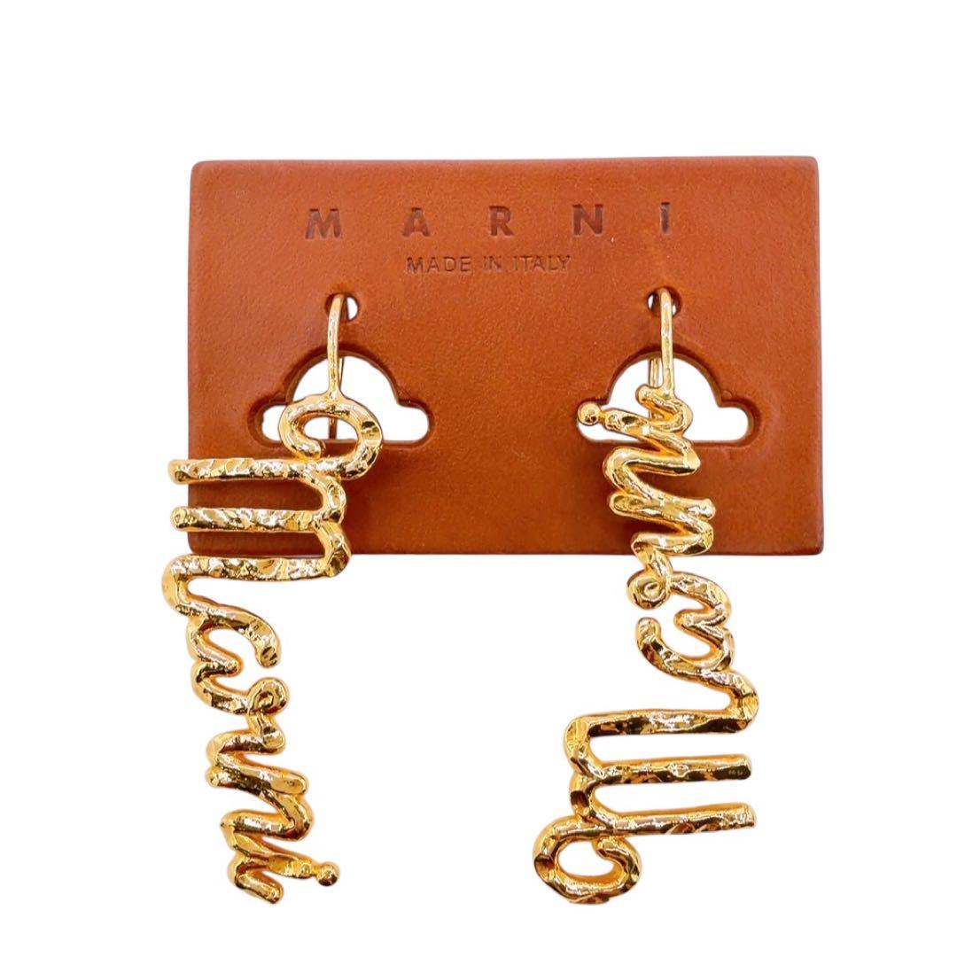 【希少/未使用級】マルニ⭐︎ロゴ ピアス 両耳 ゴールド系 フック 純正布袋付き
