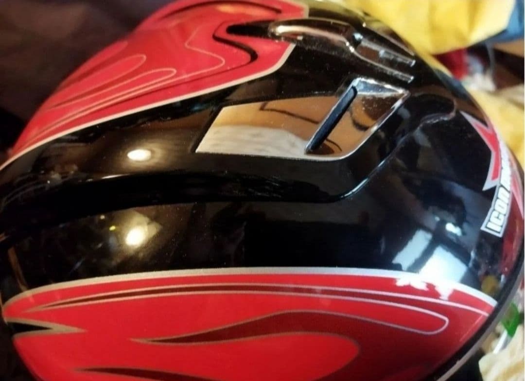 iCON ヘルメット