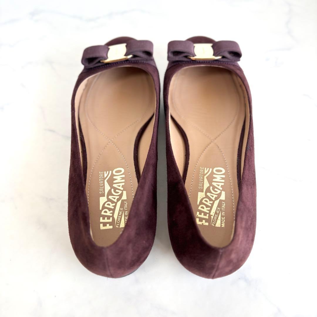 美品 フェラガモ 6 1/2 ヴァリナ ヴァラリボン フラットパンプス ブラウン