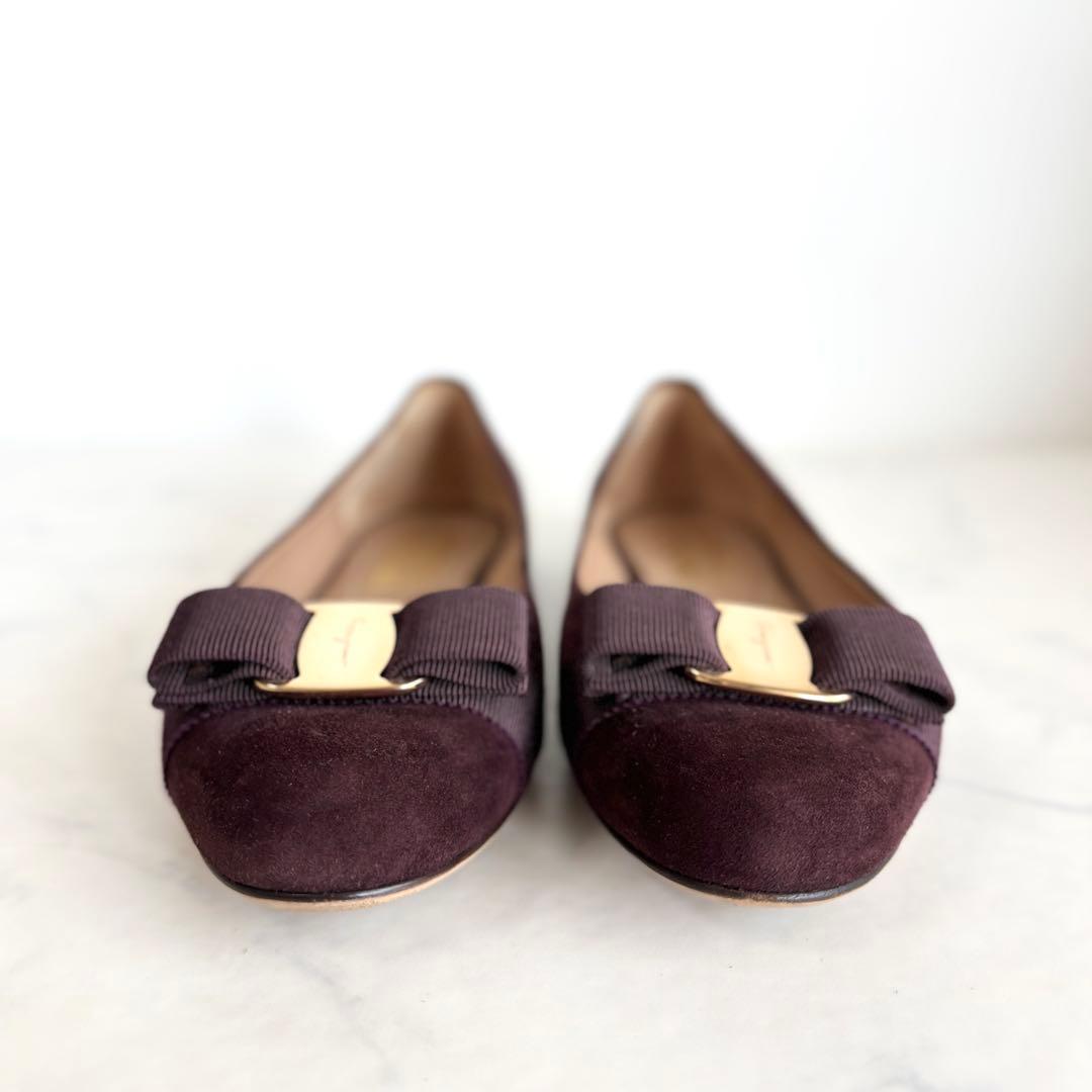 美品 フェラガモ 6 1/2 ヴァリナ ヴァラリボン フラットパンプス ブラウン