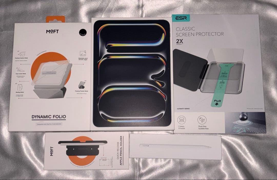 s*9様 【300円スタート】M5 iPad Pro 11インチ 256GB W