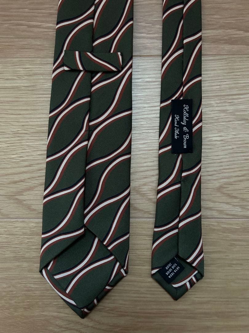 Holliday & Brown ネクタイ