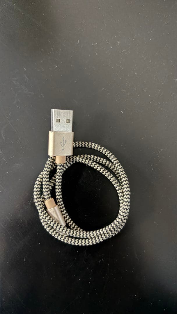 Apple iPhone XR 手帳型ケース付き　佐藤さん専用