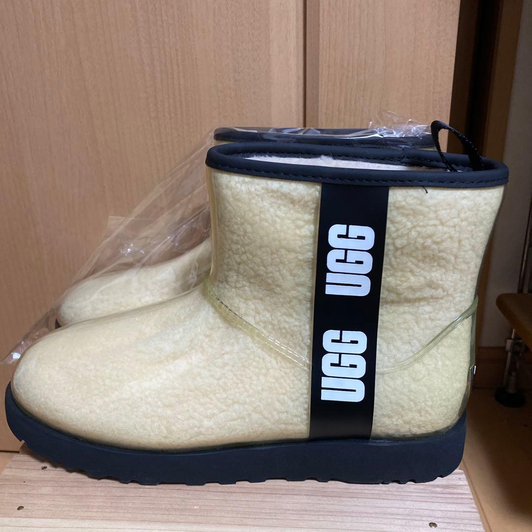 UGG ショートブーツ クリーム色