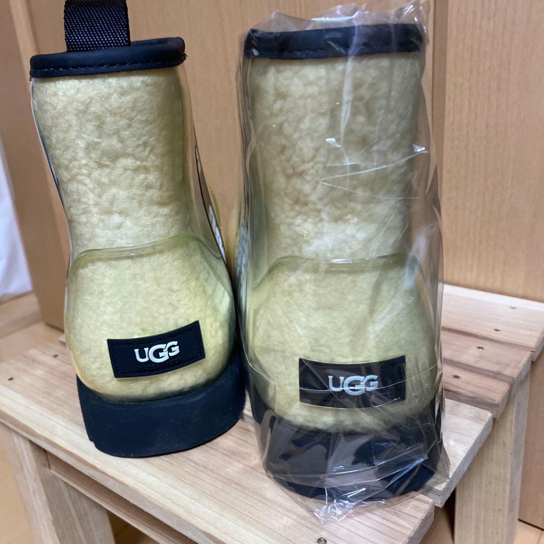 UGG ショートブーツ クリーム色