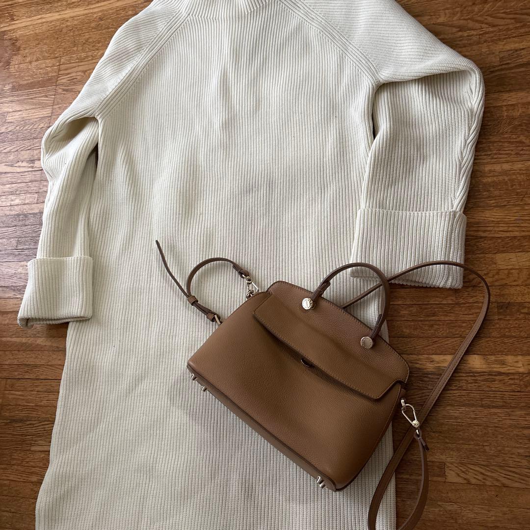 FURLA レザー ショルダーバッグ　　★タイムセール★本日22時まで★