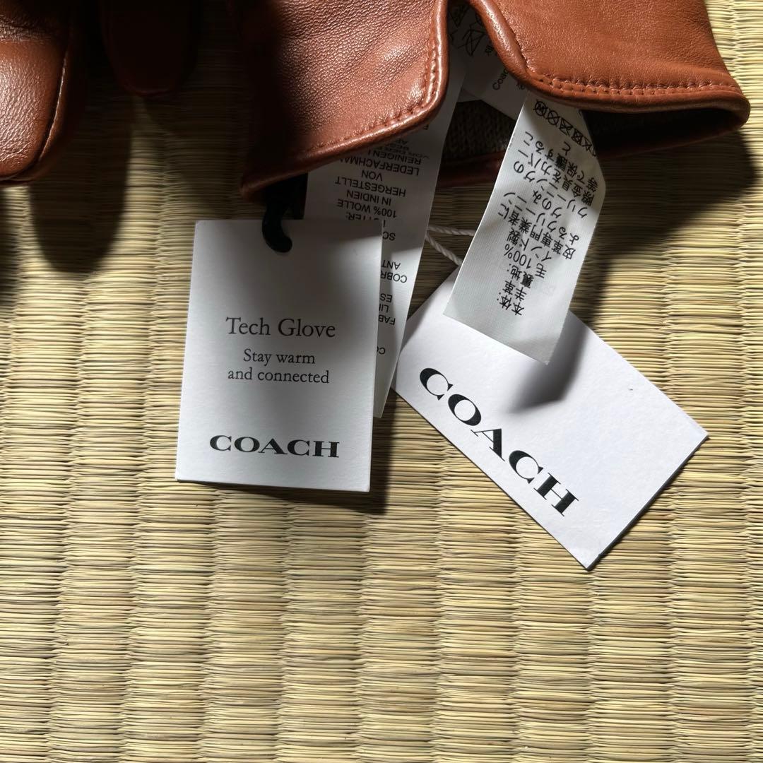 未使用　COACH ブラウン レザー手袋　テックグローブ