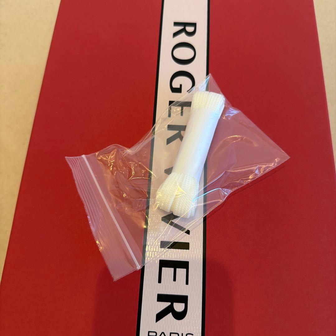 あられさん専用RV ストーン付きホワイトスニーカー