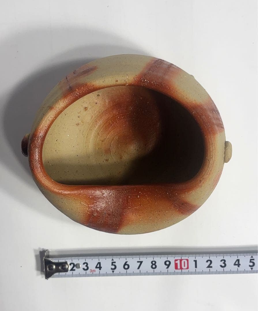 岡山県指定重要無形文化財保持者金重素山作　緋襷灰落とし　共箱付き